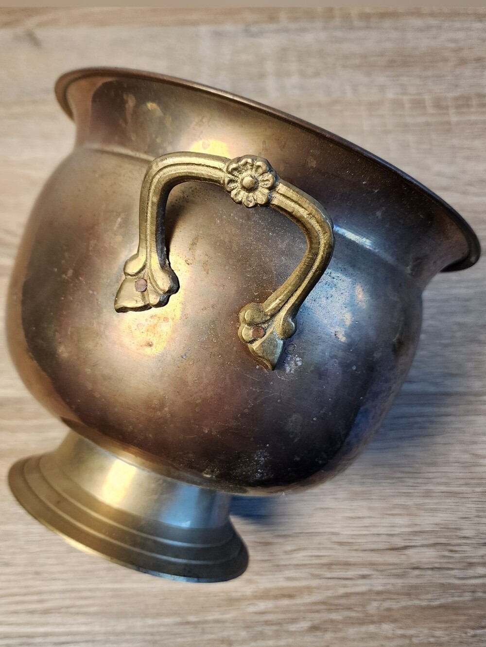 VINTAGE Brass Medium Planter Flower Handles